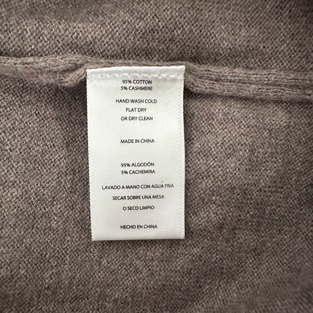 Hickey Freeman New York Size Large Color Camel v-neck Sweater - Picture 7 of 7